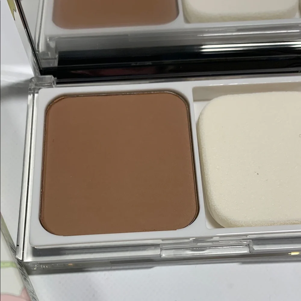 Clinique Acne‎ Solutions Powder Makeup - Sand Shade M-1